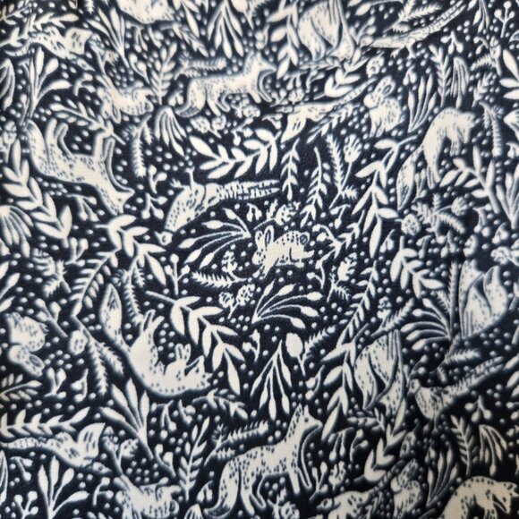 Lauren Conrad Button Front Blouse Ruffle Collar Fox Rabbits Forest Print Size L - Picture 4 of 9